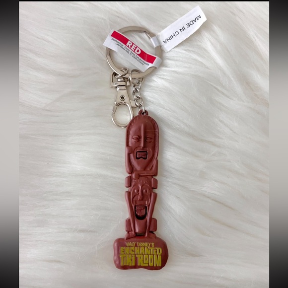Disney Parks Walt Disney's Enchanted Tiki Room Totem Pole Statue Keychain - Picture 2 of 3
